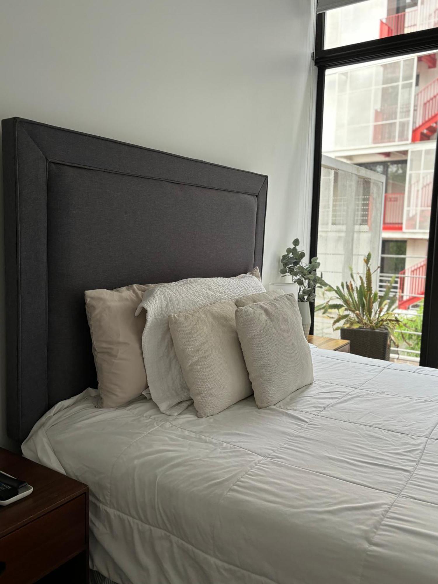 Apartamento Moderno 2 Habitaciones Y 2 Banos Area Cayala Y Embajada Usa Cash Only Guatemala City Exterior photo